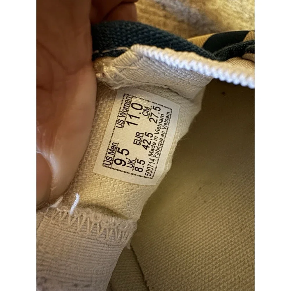 Vans product pair